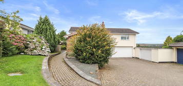 4 bed detached house for sale