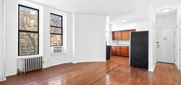 570 Jefferson Ave Apt 4, Brooklyn, NY 11221