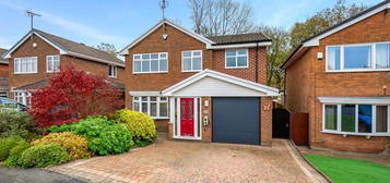 4 bed detached house for sale