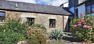 Terraced bungalow to rent in Porth Way, Newquay TR7