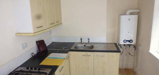 2 bedroom ground floor flat to rent