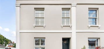 Town house for sale in Selkirk Street, Cheltenham GL52