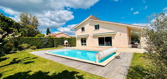 Maison contemporaine de 155 m² à Saint-Médard-en-Jalles