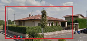 Villa all'asta in via San Luca, 6