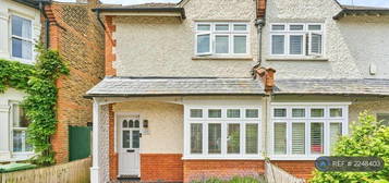 4 bedroom semi-detached house