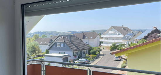 Ansprechende 2-Zimmer-DG-Wohnung mit Balkon in Idar-Oberstein