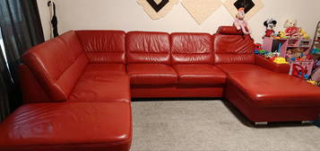 Red Leather sofa for sale ( 700 euro)