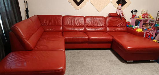 Red Leather sofa for sale ( 700 euro)