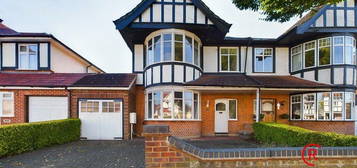 4 bedroom semi-detached house for sale