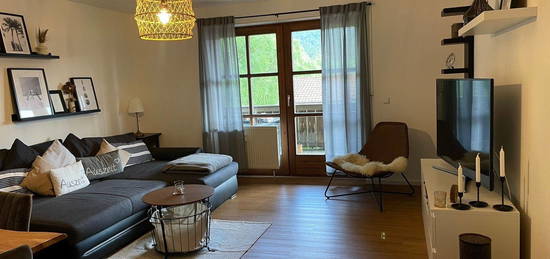 2 Zimmer Wohnung mit sonnigem Südbalkon zu vermieten