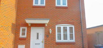 Semi-detached house to rent in Spencer Street, Burton Latimer, Kettering NN15