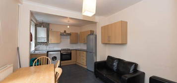 4 bedroom flat to rent