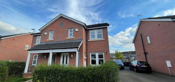 3 bedroom semi-detached house to rent