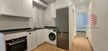 Apartamento en calle de Narv&#xE1;ez