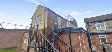 2 bed flat to rent