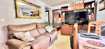 Piso en venta en calle Moriles