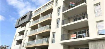 Appartement deux pièces avec balcon et parking à Toulon