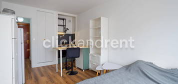 Beau studio avec balcon dans le 14ᵉ arrondissement de Paris