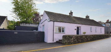 2 bedroom detached house for sale