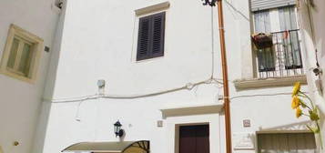 Casa indipendente a Martina Franca, 2 locali