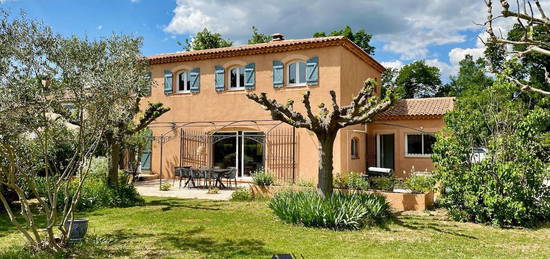 Maison meublée  à louer, 7 pièces, 5 chambres, 177 m²