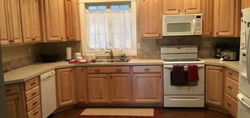 6 S Thurmond St APT 1, Sheridan, WY 82801