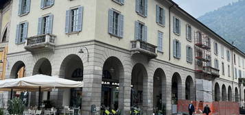 Appartamento piazza Guido Grimoldi 15, Centro Storico, Como