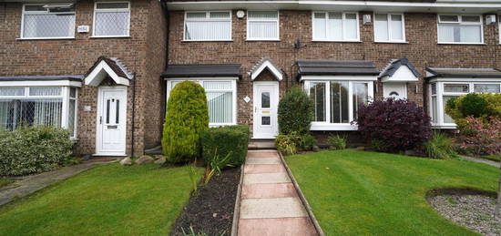 Town house to rent in Fellbridge Close, Westhoughton, Bolton BL5