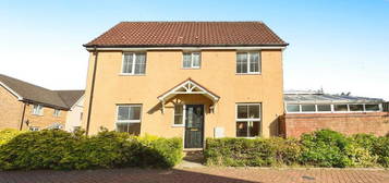 3 bedroom semi-detached house