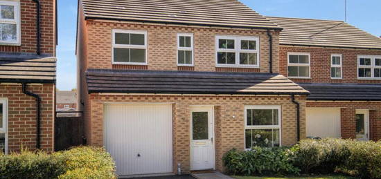 4 bedroom detached house