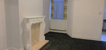 2 bed terraced house to rent