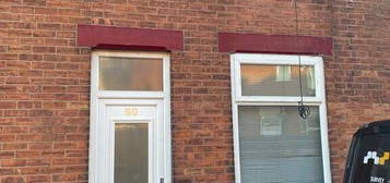 2 bedroom terraced house