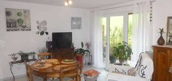 LATHUILE. APPARTEMENT 2 PIECES AVEC GARAGE. VENDU LOUE