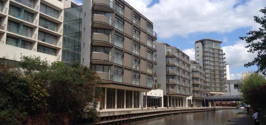 Flat to rent in Nottingham One, Canal Street, The City, Nottingham NG1