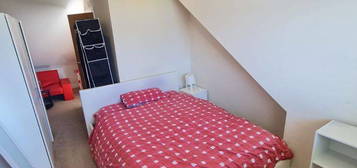 Room to rent in St Peter's Rd, Cowley, Uxbridge, UK UB8