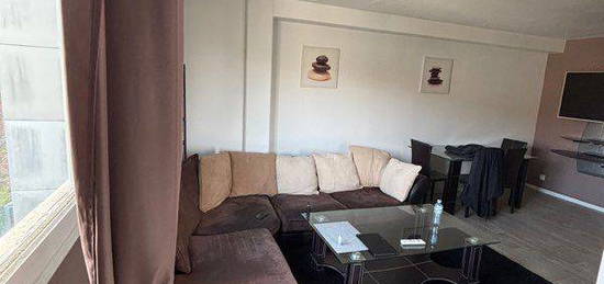 Appartement t2 grande surface