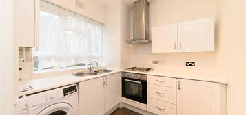 Flat for sale in High Road, London N2