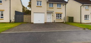 4 bed detached house for sale