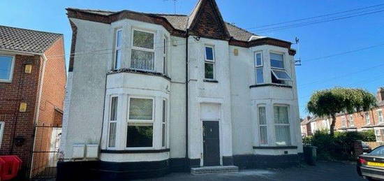 Flat to rent in Balmoral Road, Colwick, Nottingham NG4