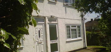 2 bed maisonette to rent