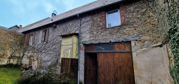 Maison d'habitation de 148 m2 avec Grange et terrain attenan