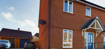 3 bedroom semi-detached house