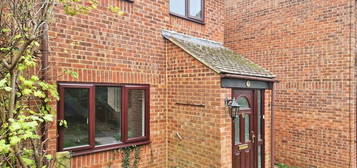 3 bedroom semi-detached house