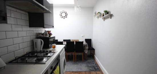 Property for sale in Burnt Oak Broadway, Burnt Oak, Edgware HA8