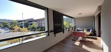 AIX EN PROVENCE SUD, T3/4 DE 84M2 DANS RESIDENCE DE GRAND ST