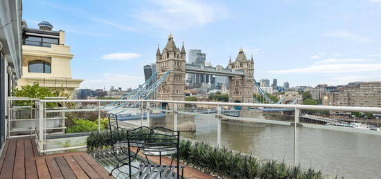 Flat for sale in Butlers Wharf, Shad Thames, London Bridge, London SE1