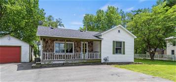 17916 State Road 37, Harlan, IN 46743
