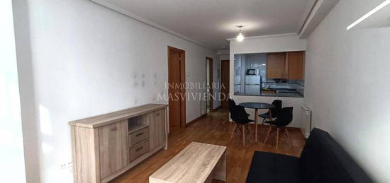 Piso en venta en Irmandiños, Centro - Areal