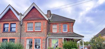 Flat for sale in St. Davids Avenue, Bexhill-On-Sea TN40