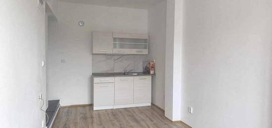 Pronájem byty 1+kk, 22 m2 - Žďár nad Sázavou 1